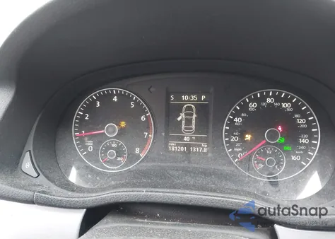 2012 Volkswagen Passat 2.5L Se z USA, uszkodzony, nr VIN 1VWBH7A39CC075170